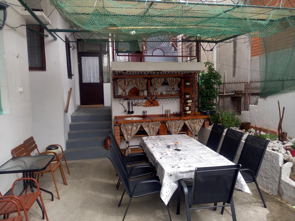 הרצג-נובי Zemunella Guest House מראה חיצוני תמונה