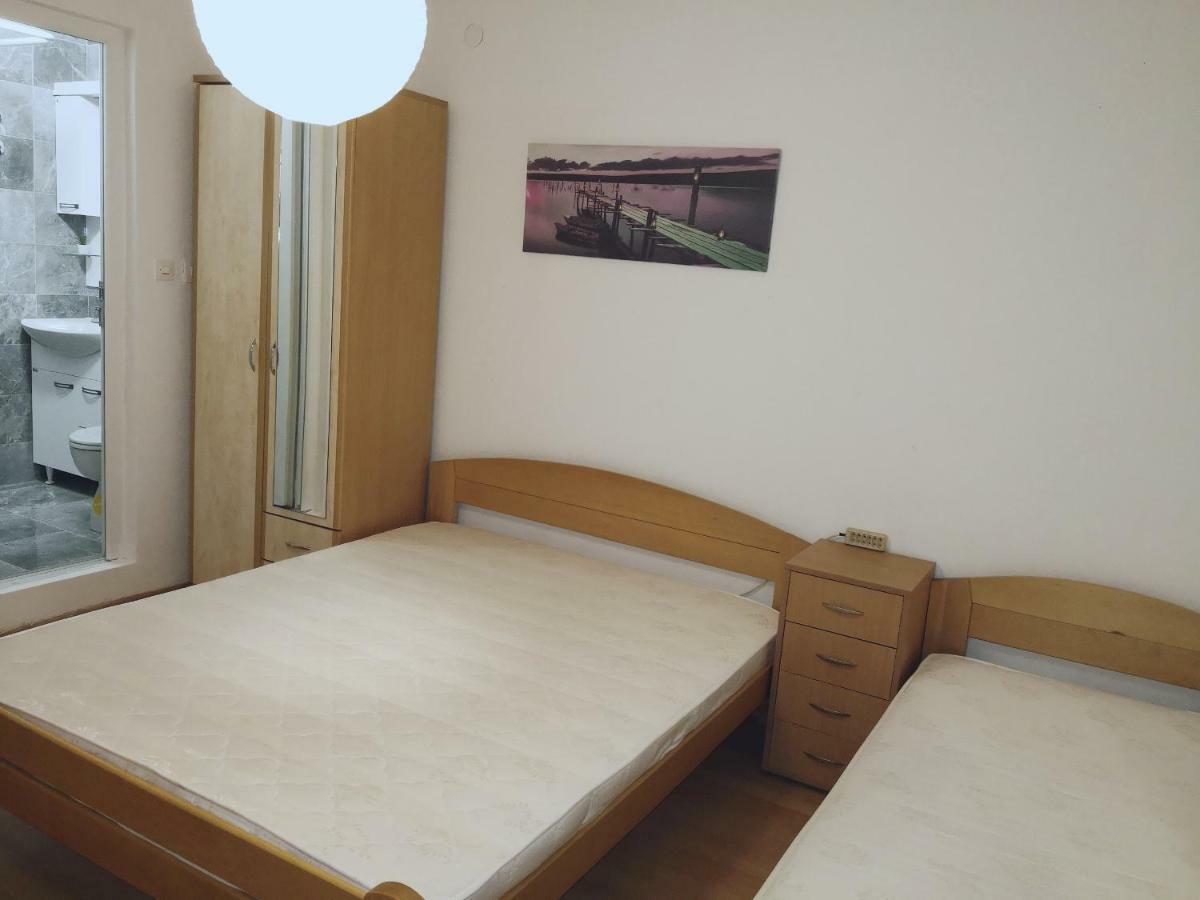הרצג-נובי Zemunella Guest House מראה חיצוני תמונה