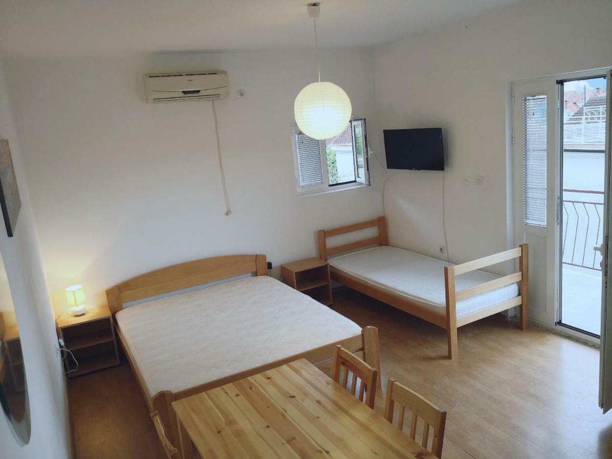 הרצג-נובי Zemunella Guest House מראה חיצוני תמונה