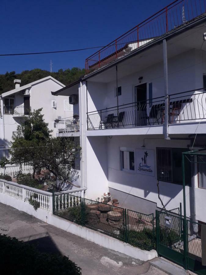 הרצג-נובי Zemunella Guest House מראה חיצוני תמונה