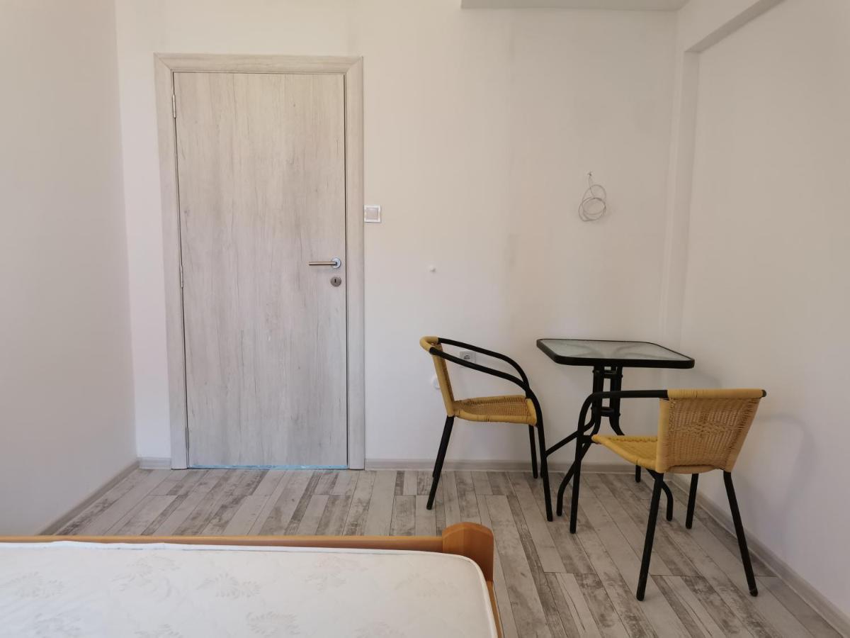 הרצג-נובי Zemunella Guest House מראה חיצוני תמונה
